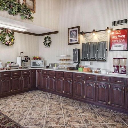 Econo Lodge Van Horn Bagian luar foto