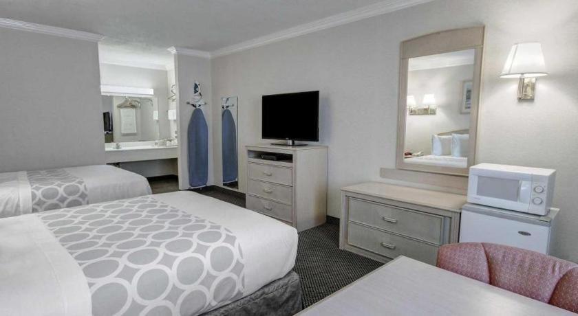 Econo Lodge Van Horn Bagian luar foto