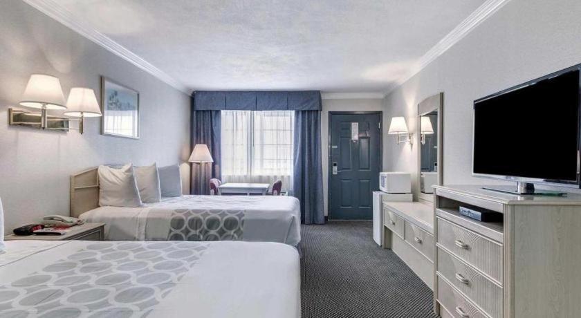Econo Lodge Van Horn Bagian luar foto